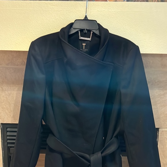 Gorgeous short wool coat - Picture 5 of 10